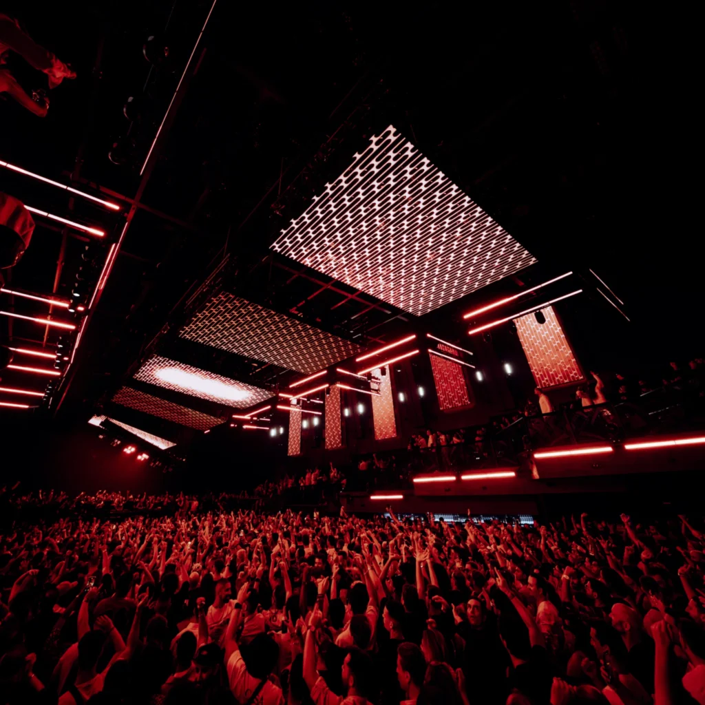unvrs discoteca club
