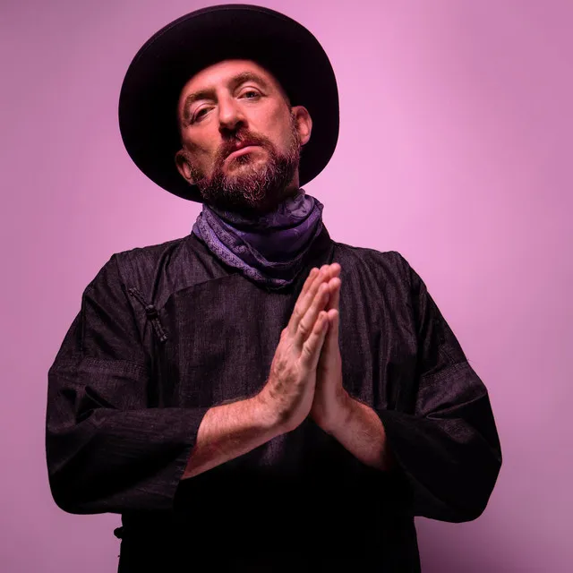 damian lazarus dj